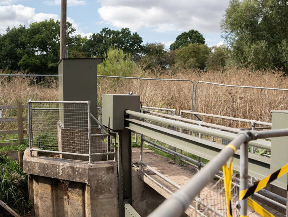 Sluice gate and channel works